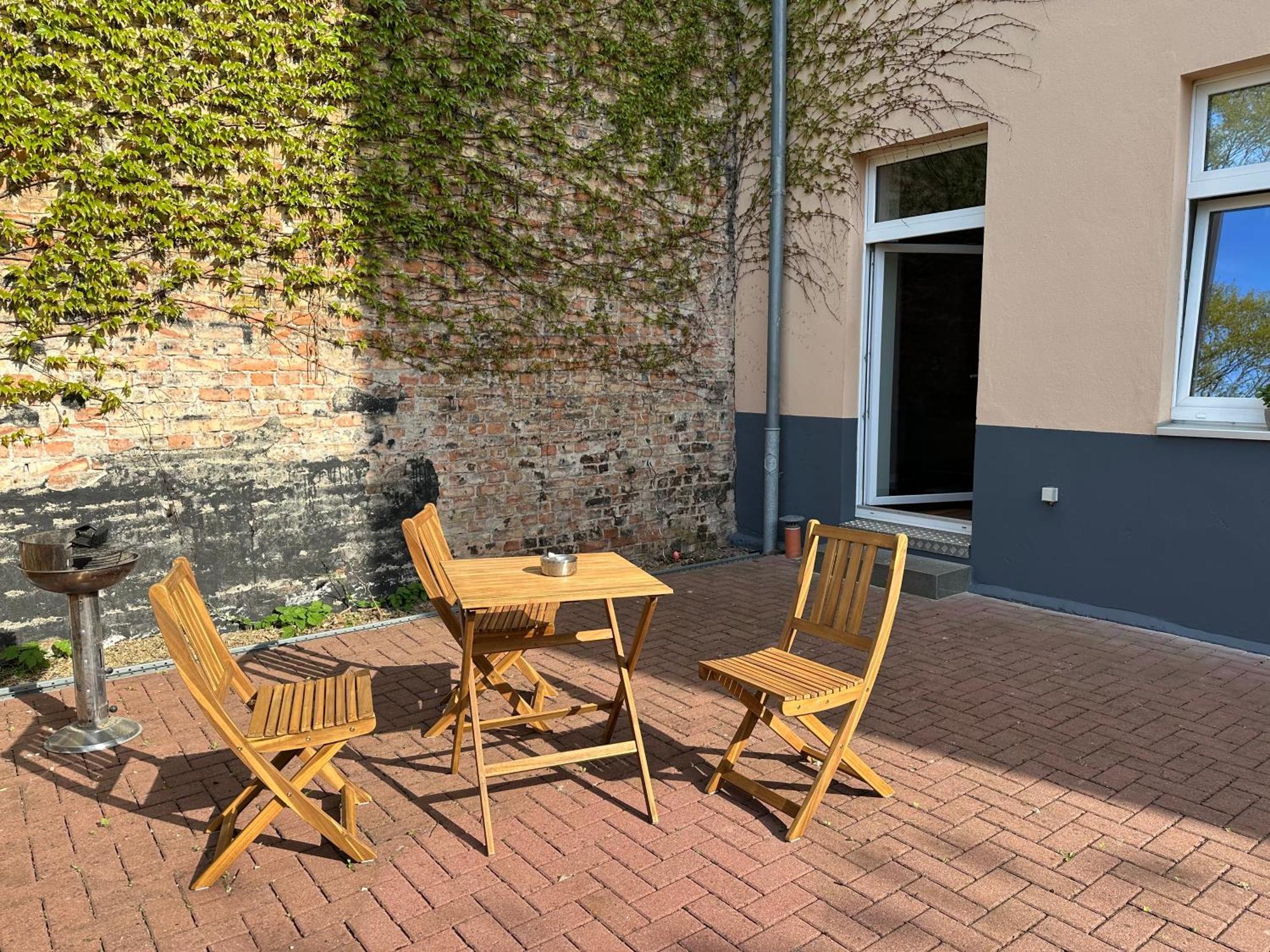 Moderne Wohnung In Eberswalde Exterior foto